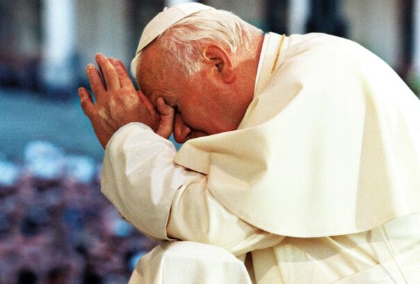 Ellopták a szent II. János Pál pápa vérét tartalmazó ereklyét egy olasz templomból