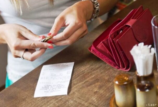 Nagyok a regionális különbségek Szlovákiában. Besztercebánya megyében a lakosság 26 százalékának anyagi jellegű problémái vannak