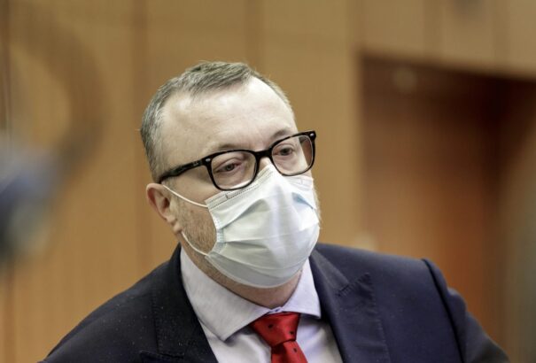 Krajniak szerint a jelenlegi helyzetben szükség van a szentmisék országos szintű betiltására