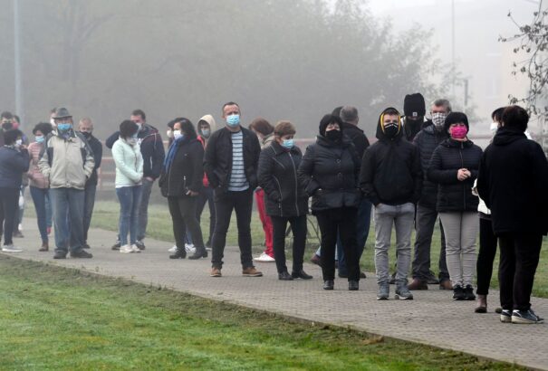 Megkezdődött az országos tesztelés a Námesztói, Turdossini, Alsókubini és a Bártfai járásban