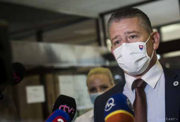 Mikulec szerint elképzelhető, hogy ismét korlátozásokat fognak bevezetni a határátkelőkön