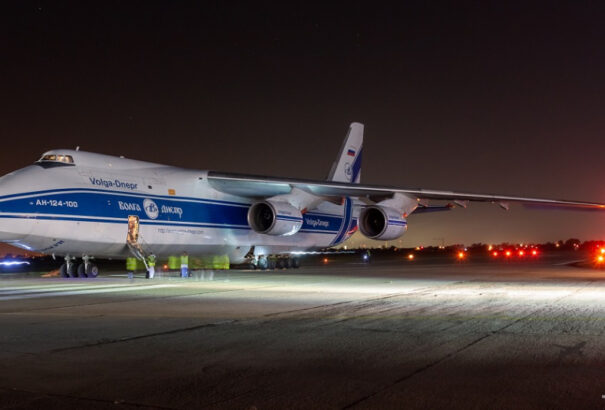 Mintegy hárommillió antigén teszt érkezett Szlovákiába (fotók)