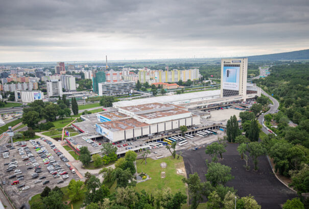 A koronavírus miatt a nemzetközi vásárokat és kiállításokat is elhalasztják az Inchebában