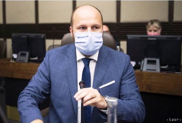 Naď: Csak az töltse ki az önkéntesek kérdőívét, aki tényleg segíteni akar