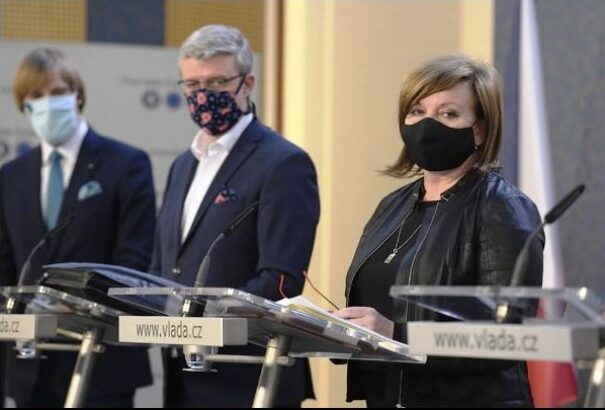 Csehország drákói szigorításokra készül, a gazdaságot azonban nem zárja le