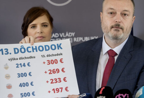 A parlament elfogadta a 13. nyugdíjról szóló módosítást. Mutatjuk az új összegeket