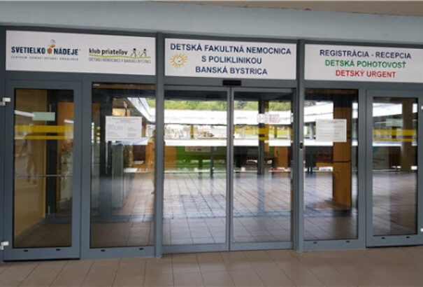 Koronavírus: Sok dolgozó van karanténban, elhalasztják a besztercebányai gyermekkórház tervezett műtéteit