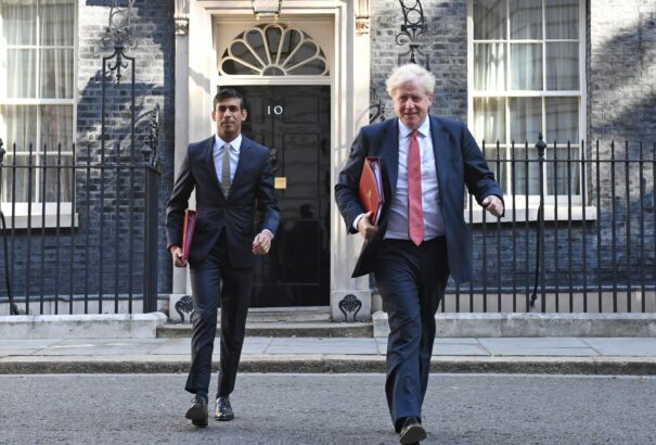 Brit pénzügyminiszter: három évszázada nem tapasztalt recesszió lesz az idén a brit gazdaságban