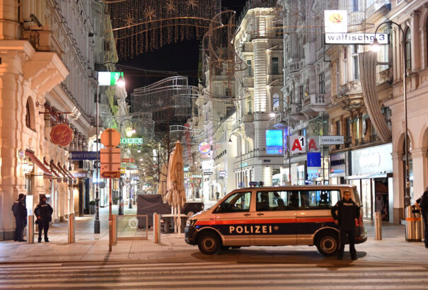 Az Iszlám Állam vállalta magára a bécsi merényletet