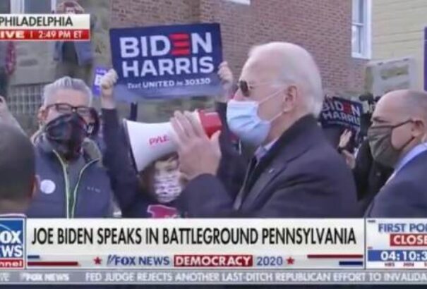 Biden elhunyt fiának hitte az unokáját a kampányfinisben (videó)