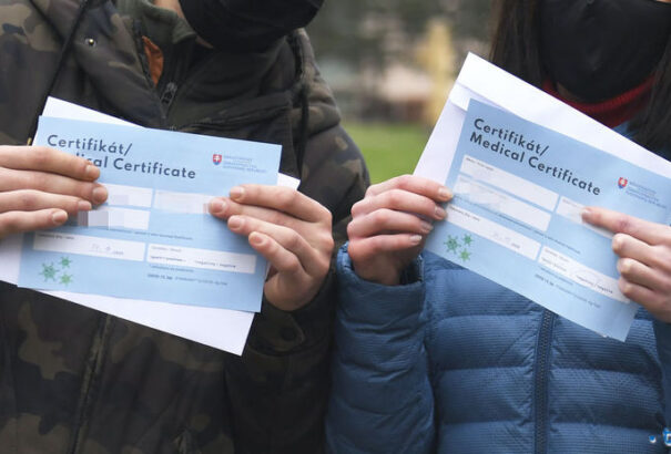 A tanúsítvány lefényképezett, mobilban tárolt fotója nem elegendő a rendőröknek