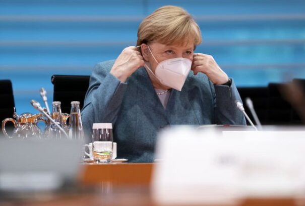 Koronavírus – Merkel: „nagyon hamar” engedélyezhetik az első oltóanyagokat