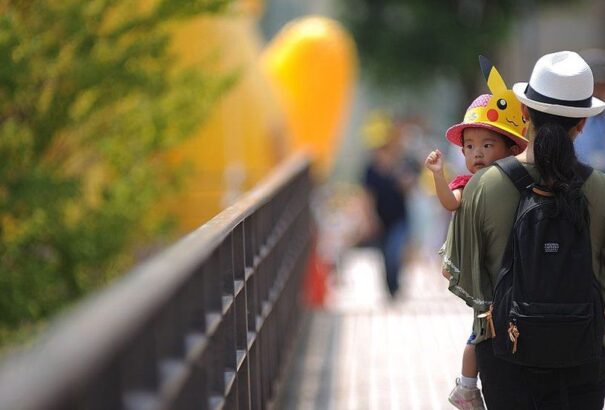 Japán mesterséges intelligenciával növelné a születések számát