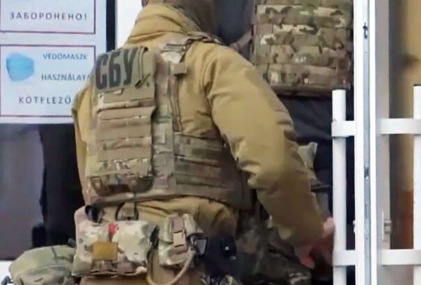 Ki állhat a politikai hátszelű razziák mögött Kárpátalján? – akad néhány forgatókönyv