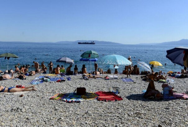 Húsz év után lehúzza a rolót Szlovákia közismert utazási irodája