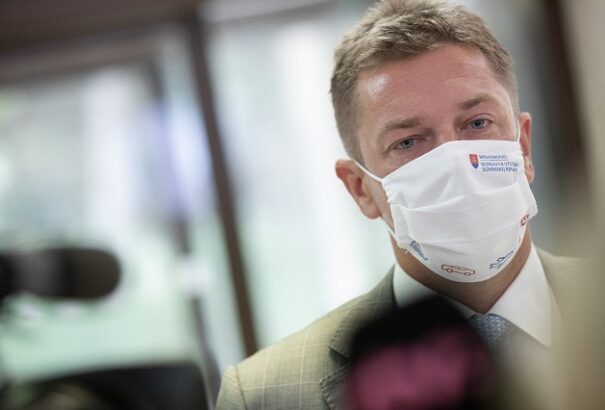 Doležal: A jelenlegi status quo értelmében hétfőig nyitva tarthatnak a síközpontok