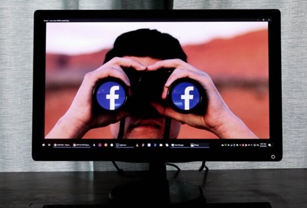 Ijesztő, mennyi információt gyűjt be rólunk a Facebook