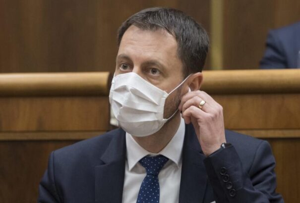 Újabb kormánytag lett koronavírusos. Heger tesztje is pozitív