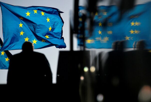 Jogállamiság, jogbiztonság avagy a demokrácia deficitje