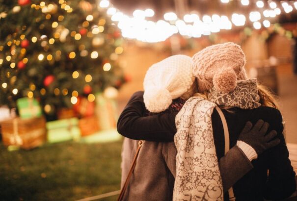 WHO: Ne ölelgessük egymást karácsonykor!