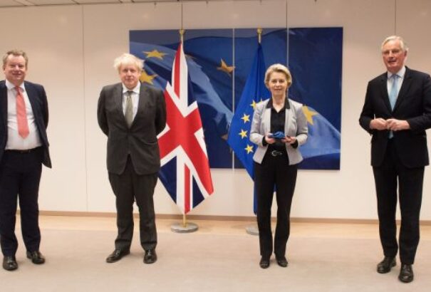 Brexit: Az Európai parlament vasárnapig adott időt a briteknek a megállapodásra