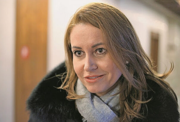 A Sme rodina által felügyelt állami hivatal vezetését bízták Pfundtner Editre