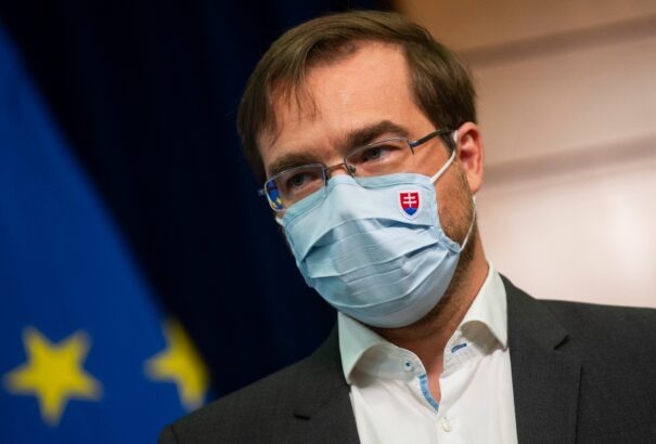 Krajčí: Az lenne az optimális, ha ötnaponta leteszteltetnénk magunkat koronavírusra