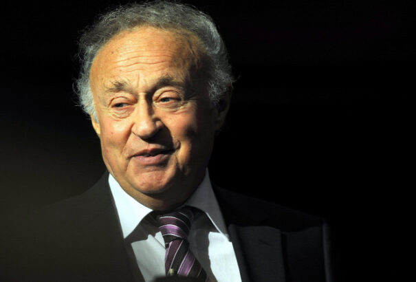 82 éves korában elhunyt Sas József, Jászai Mari-díjas humorista