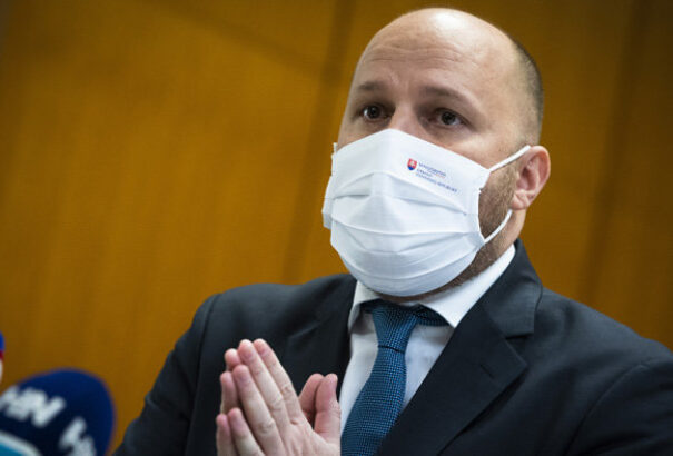 Naď: Nincs elegendő tesztünk az országos teszteléshez