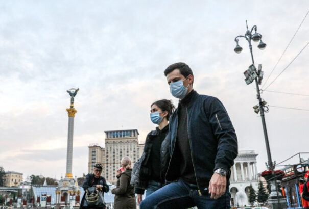 Ukrajnában ismét megnyitottak az iskolák, éttermek és az edzőtermek