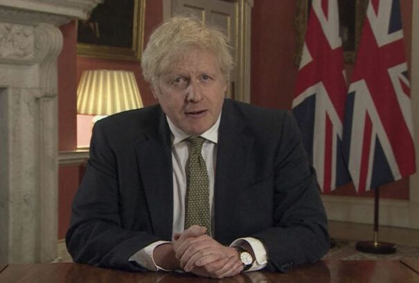 Johnson: Nagy-Britanniában napi 24 órában fognak oltani a koronavírus ellen