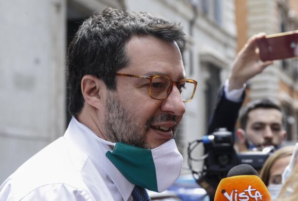 Matteo Salvinivel szemben több civilszervezet sürgeti a vádemelést a migránsok feltartóztatása miatt