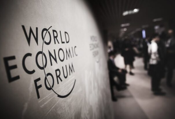 Világgazdasági Fórum: Ismét összeülnek a világ vezetői – de csak virtuálisan
