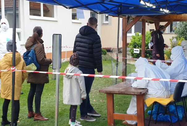 Király Zsolt: Néplélektan tesztelés, oltás idején