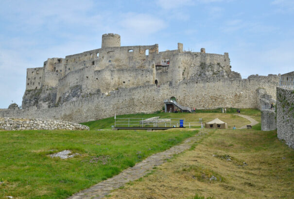 Ismét felújítás vár a szepesi várra. A rekonstrukciós munkálatok 4 millió euróba fognak kerülni