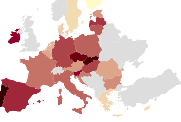 Két térkép: Millió főre jutó halálesetek terén Szlovákia sajnos ott van az uniós élvonalban