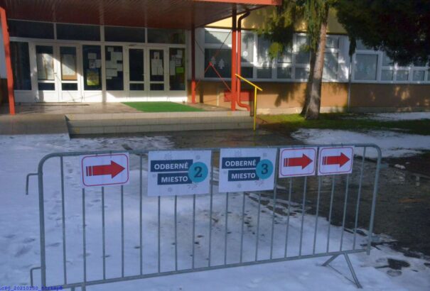 Covid-19 Losoncon: Statisztika, matematika, ellenőrzés …és káosz