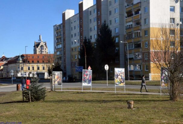 Mobil művészeti helyszín nyílt Losoncon