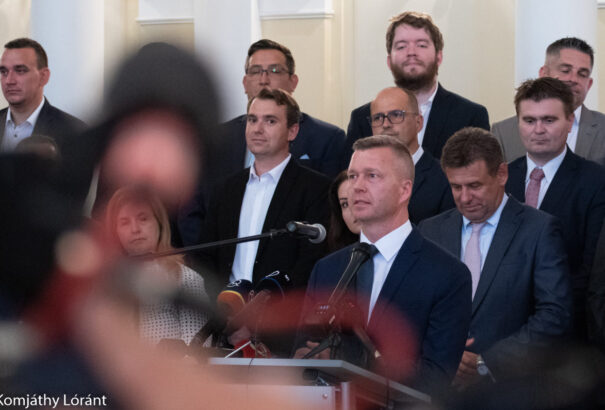 Forró Krisztián téved, vagy tudatosan terel