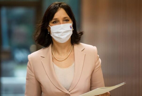 Veszélyhelyzet, kijárási tilalom, covid-automa – erről tárgyal holnap a járványügyi bizottság