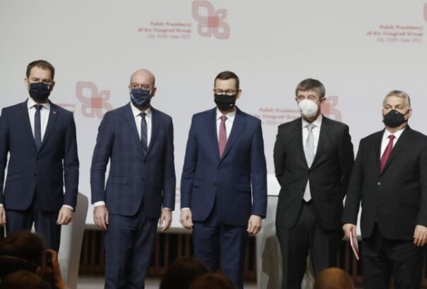 A V4-es országok kormányfői szerint a közép-európai régió jövője a digitalizációban és a robotizációban rejlik