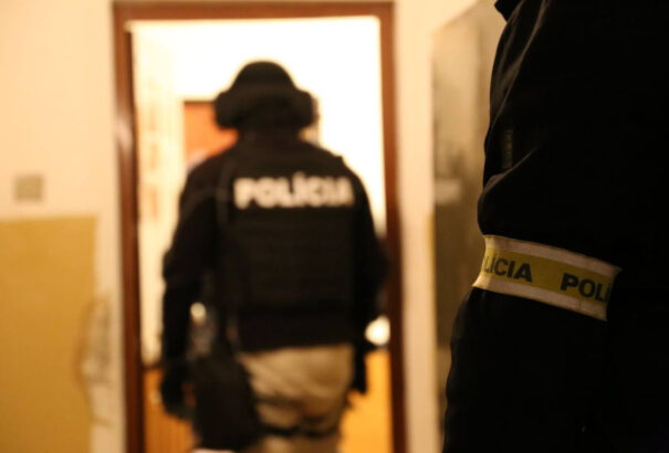 Már egy hete letartóztatták Suchobát, de Szlovákia még mindig nem kérvényezte kiadatását