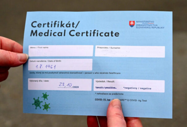 A „rossz” besorolású járásokban mától szinte mindenhez negatív teszt kell