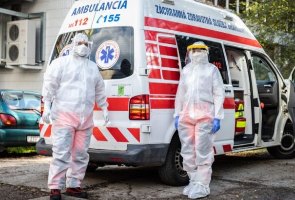 Az élvonalban dolgozó mentősök is kapnak havi juttatást