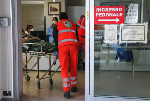 Koronavírus – Az olasz kórházak megkezdik az orosz vakcina kísérleti alkalmazását