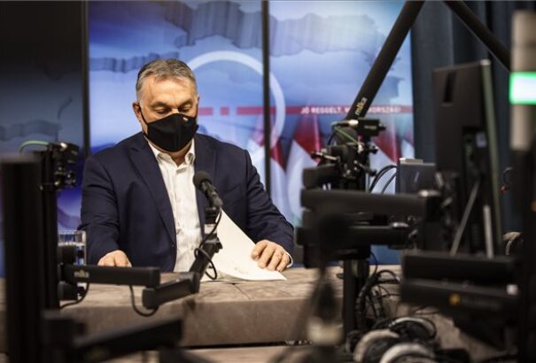 Orbán: most zárnunk kell ahhoz, hogy húsvétkor nyithassunk