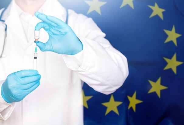 Mennyi az annyi? – Tények a vakcina-engedélyeztetésről