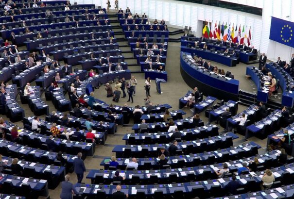 A Fidesz európai parlamenti képviselői kilépnek az Európai Néppárt európai parlamenti képviselőcsoportjából