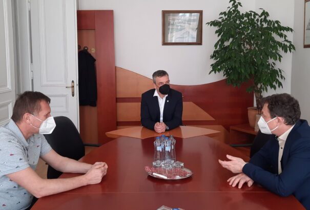 Járványhelyzetben sem maradnak el a fejlesztések a komáromi kórházban