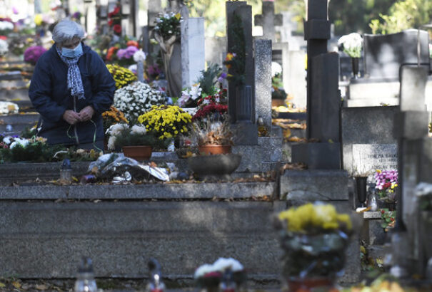 A koronavírus egy év alatt a halálozás harmadik leggyakoribb okává lépett elő